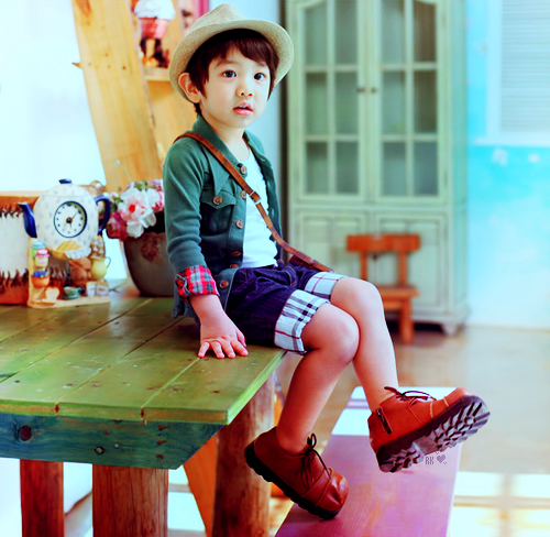 Ulzzang style - Page 4 Yoogeun-ulzzang-baby-ulzzang-world-33894725-500-488