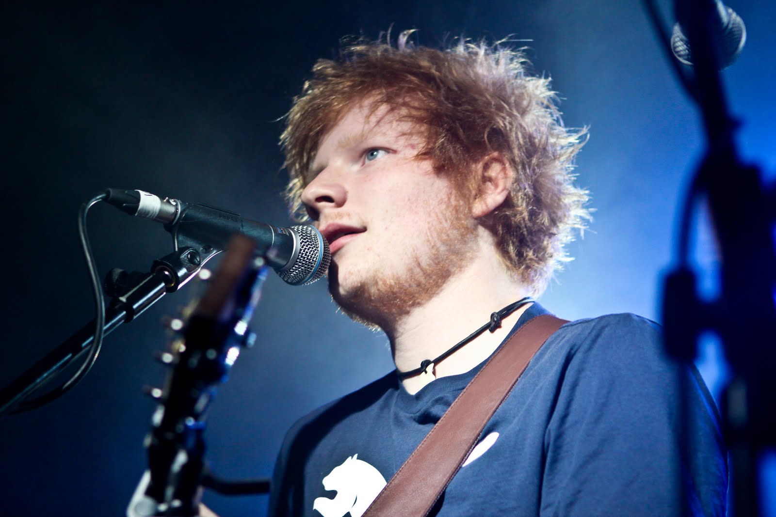 Ed Sheeran -ed-sheeran-33937650-1600-1067