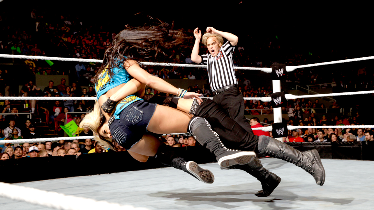 10 Haziran Rise! *LIVE* Raw-Digitals-5-6-13-aj-lee-34418216-1284-722