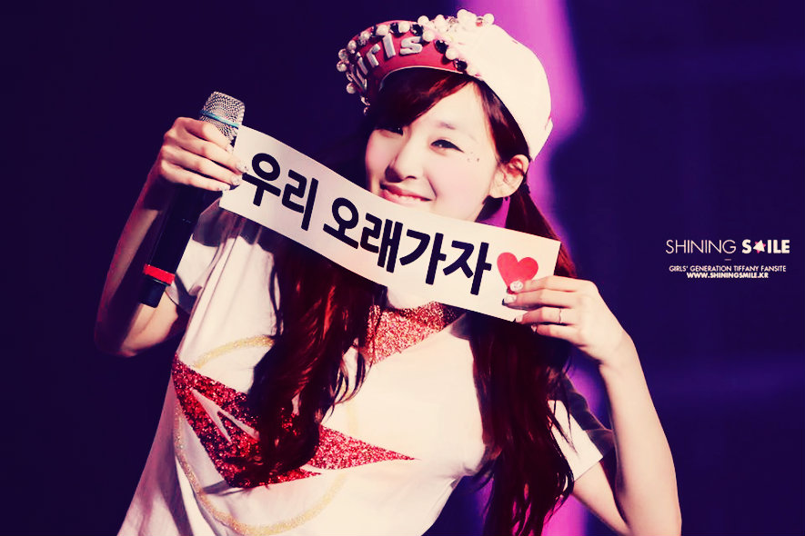 Galeria de fotos da Tiffany Tiffany-in-SNSD-concert-2013-tiffany-hwang-34749949-885-590