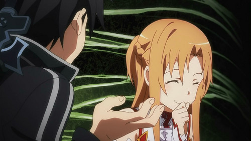 Le coyote et le lynx (PV Silveria) - Page 2 Happy-Asuna-or-is-it-laughing-Asuna-sword-art-online-35076303-500-281