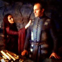 Click & Drag Game Melisandre-and-Stannis-melisandre-37240333-200-200