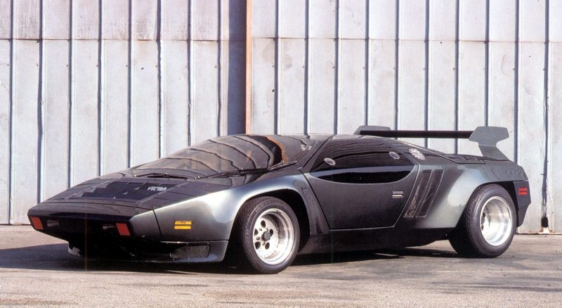 Nos premiers et meilleurs souvenirs automobiles - Page 2 1980-Vector-W2-Twin-Turbo-sports-cars-37800595-800-438