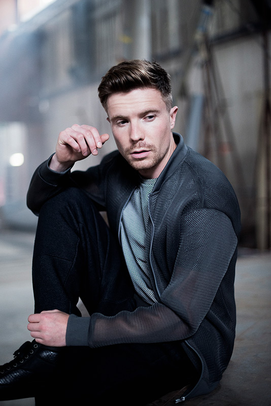 Lazar Chavdar Joe-Dempsie-Photoshot-for-British-GQ-joseph-dempsie-38856128-534-800