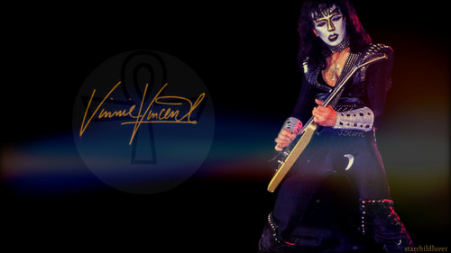 Vinnie Vincent - Page 27 Vinnie-Vincent-kiss-guitarists-39538928-500-281