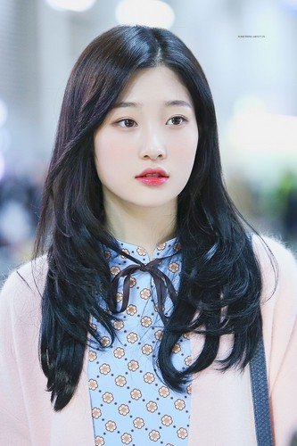 김채연 Jung-Chaeyeon-dia-E2-80-93-diamond-EB-8B-A4-EC-9D-B4-EC-95-84-41327532-333-500