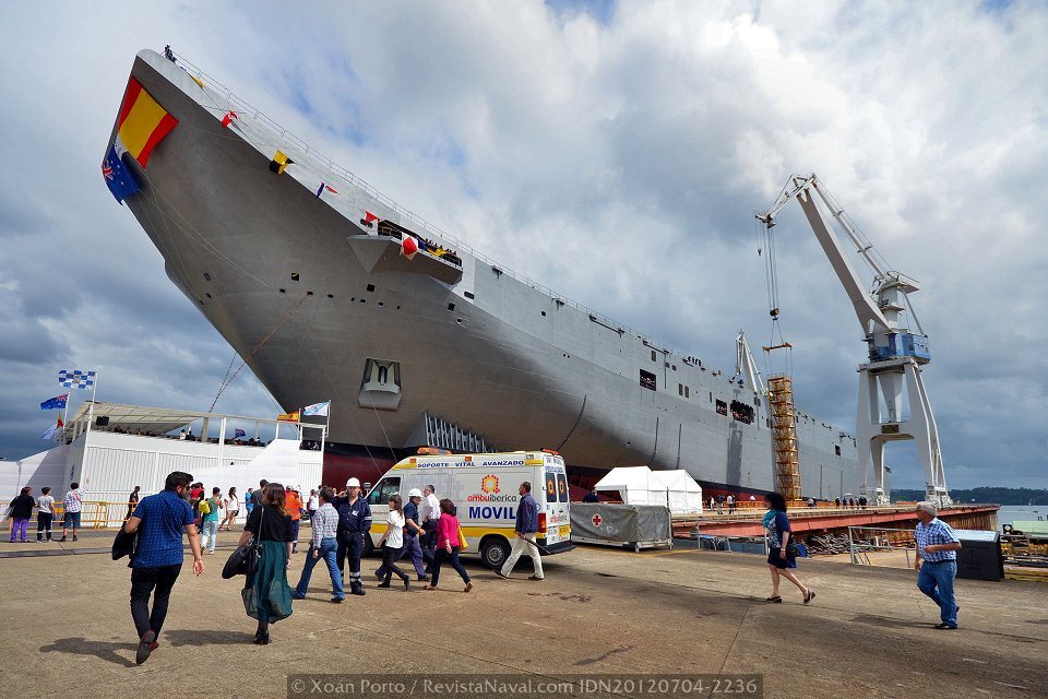 Carlos - Navantia: LHD 'Juan Carlos I'  20120704-2236