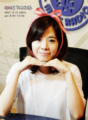 [OTHER][06-05-2014]Hình ảnh mới nhất từ DJ Sunny tại Radio MBC FM4U - "FM Date" - Page 3 Fmdate29140707001332mbcdate0