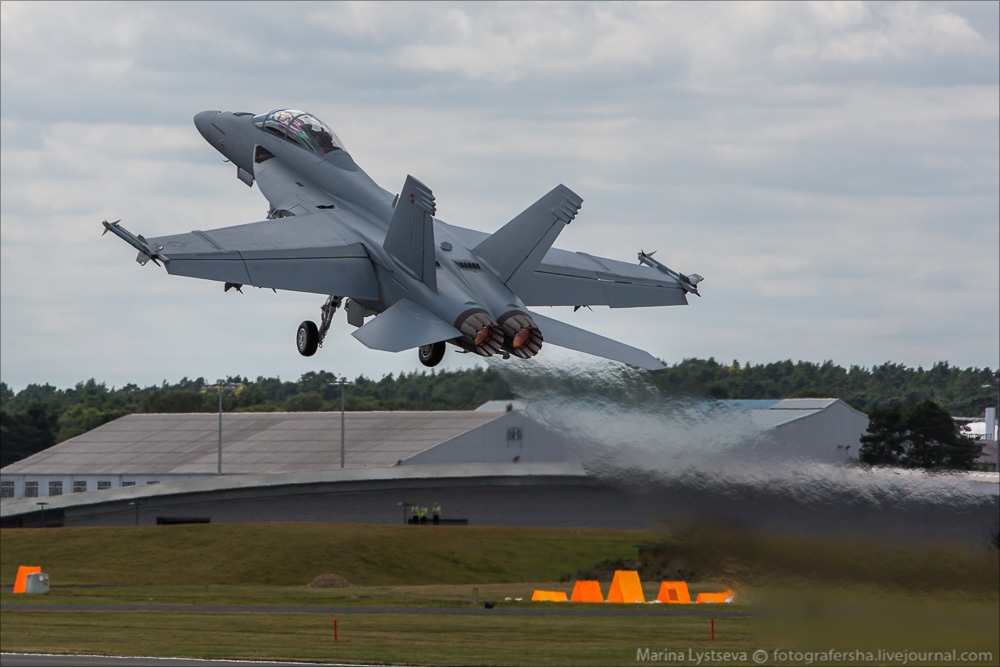 FARNBOROUGH AIRSHOW 2014 0_c7661_e182d3b1_orig