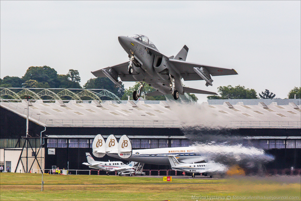 FARNBOROUGH AIRSHOW 2014 0_c77dd_8b75c1e0_orig