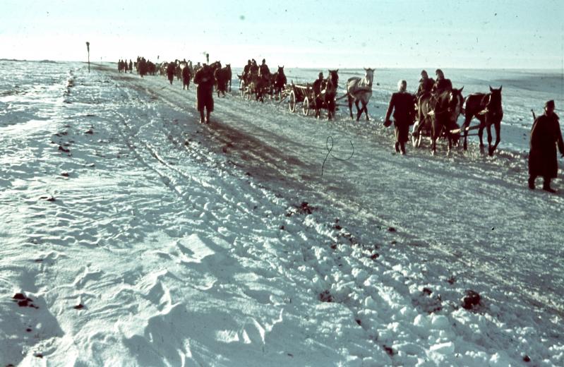 Fotos de un corresponsal de guerra húngaro en 1942 0_b6121_b5120499_orig