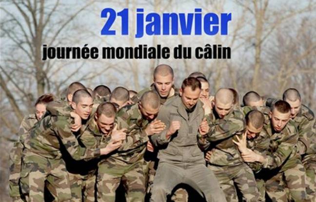 Humour en image du Forum Passion-Harley  ... - Page 23 648x415_photo-armee-terre-publiee-twitter-journee-mondiale-calin