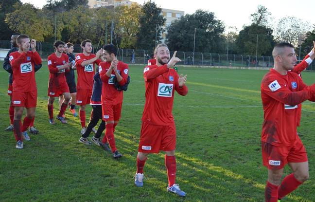 NÎMES OLYMPIQUE // LIGUE 2 - Page 32 648x415_us-endoume-qualifie-8e-tour-coupe-france-15-novembre-2014