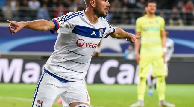 [OL // S1] | Yuri Petrovic, la jeunesse au pouvoir - Page 5 648x360_christophe-jallet-surprenant-buteur-lyonnais-lors-premier-match-ligue-champions-ol-gand-1-1