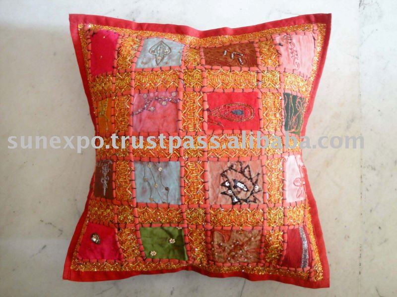 من بقايا فساتين السهره القديمه عملوا مفارش باتش ورك  استايل هندى  Ethnic_Indian_Handcrafted_Sequin_Embroidery_Pillow_Cushion_Cover