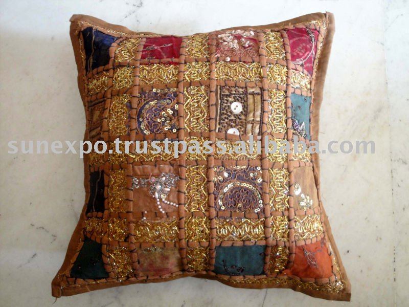 من بقايا فساتين السهره القديمه عملوا مفارش باتش ورك  استايل هندى  Ethnic_Indian_Handcrafted_Sequin_Embroidery_Pillow_Cushion_Cover