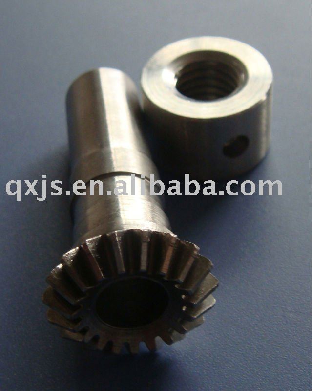 صور لمخارط cnc و اجزاءها Steel_Machining_Parts_by_CNC_Lathes