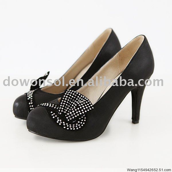 مجمووووعة احذية نسائية Hot_sale_2011_NEW_Design_Ladies_High_Heels_Platform_Pumps_Shoes_feather_pearl_free_shippingundefined