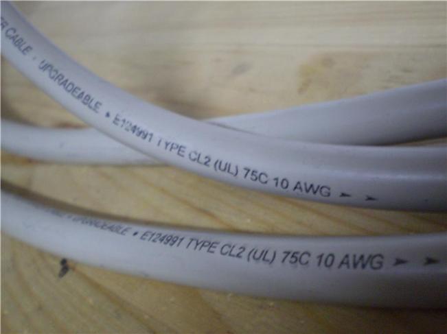 Transparent The Wall Plus speaker cables (Used) 290094910_o