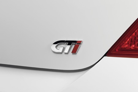  ادخل واكتشف سيارة 308 من شركة Peugeot Peugeot_308_gti_2010_fa13e-450-300