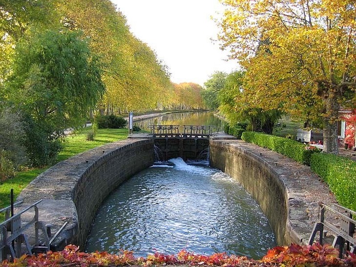 Le canal du Midi Une-ecluse-canal-Midi_2_730_547