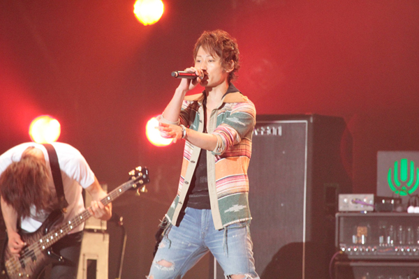 UVERworld en el Gundam Supporters Gathering event P3