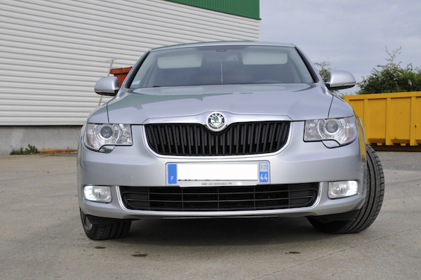 [SKODA Superb II 2.0TDI 140CR FAP Confort] de Monster - Page 5 _DSC4636