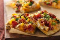 MEXICAN CHICKEN PIZZA WITH CORNMEAL Muir42789-3sm