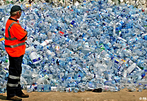 Jeu du plus fort - Page 3 WaterBottles1PA_468x324