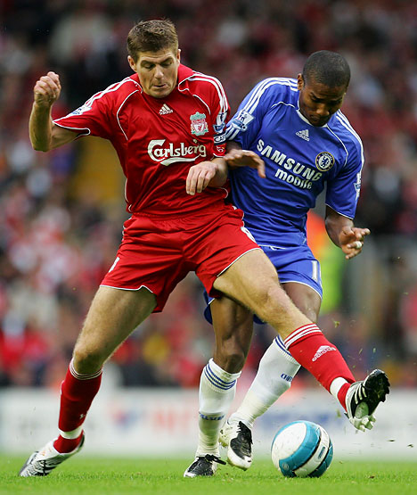 8-//*- STEVEN GERRARD صور للقائد والجنيرال 8 -*//-8 GerrardMaloudaG_468x555