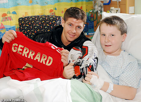 Steven Gerrard's profile - Page 3 GerrardHospital1_468x339