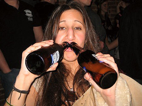 Drinking with the girls BOTTLES091107_468x345