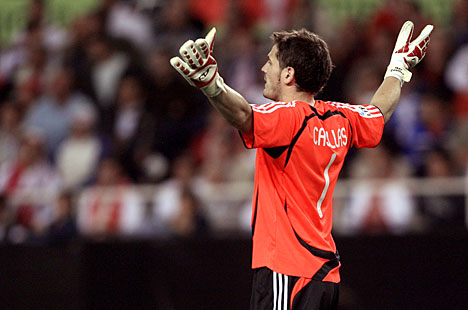 Iker Casillas © - Σελίδα 3 CasillasR_468x310