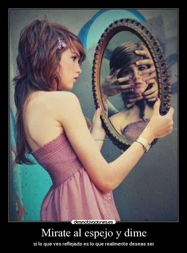 >>> Frente al espejo.<<< - Página 2 Mirandose_al_espejo_3