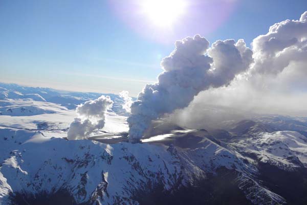 Seguimiento de volcanes en Sudamérica - Página 2 File_20111031122333