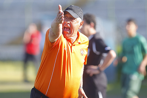 Acosta prepara tridente ofensivo en Cobreloa para asegurar los playoffs  File_2011114103444