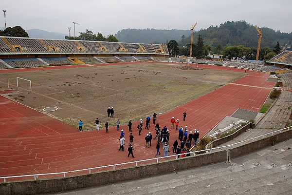 Las opuestas realidades de los estadios de la Copa América 2015 a ocho meses de su inicio (Emol) Concepcion_11834-L0x0