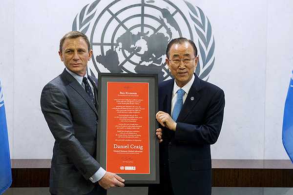 Daniel Craig colaborando con la ONU Craig_16823-L0x0