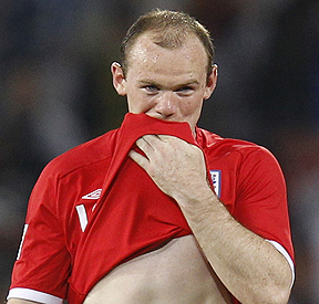 Particular castigo: Rooney será titular ante el Chelsea por irse de parranda File_201083161953