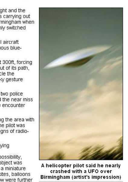 英國警方直升機遭遇到UFO 看似嘲弄挑釁 811220254521459