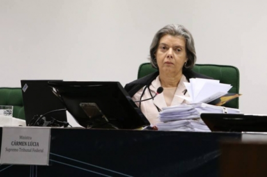 Cármen Lúcia diz que Operação Lava Jato respeita as leis -ESTADAO  1458816090418