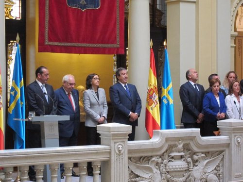 [Principado de Asturias] Toma posesión el Gobierno de Álvarez-Cascos Fotonoticia_20110716134027_500