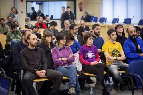 Marlaska llama al orden en el juicio del asedio al Parlament por "fumar estupefacientes" en los baños de la Audiencia Fotonoticia_20140402143835_500