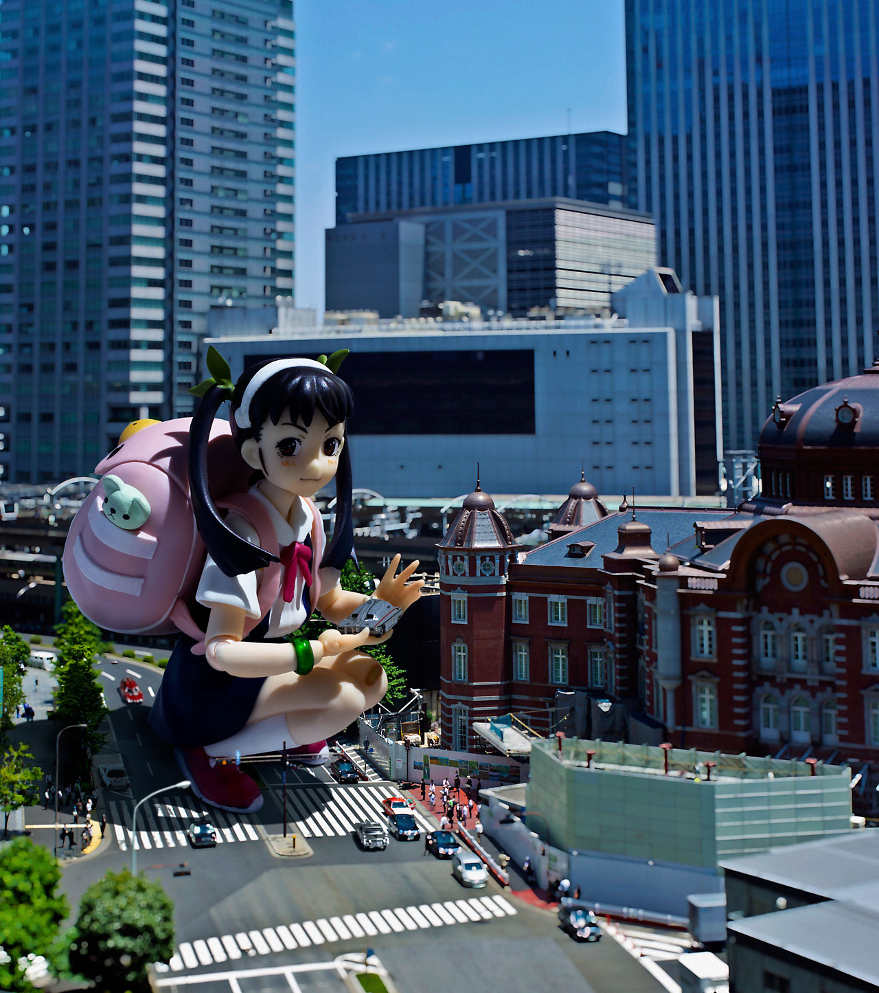 Les figurines otaku nous envahisse!! ils courrent partout dans les villes du japon! Original
