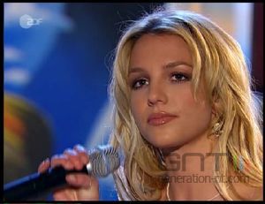 QUELQUES PHOTOS DE BRITNEY - Page 7 00004949