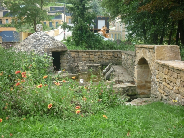 Lavoir en Pierres Dorées : Châtillon [GC30HP8] (Châtillon d'Azergues) 06badf37-fc45-4de0-b64d-64441ecefe38