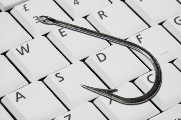 Ataques de phishing crescem 87% de 2012 para 2013 99598370421172647