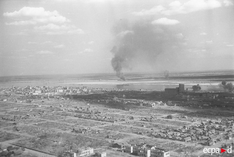 Fotos tomadas por los alemanes en la Batalla de Stalingrado WO8M9yT