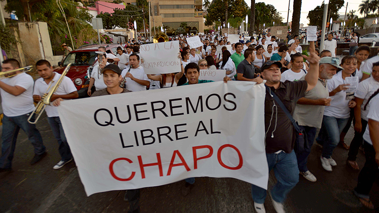 Manifestaciones en varias ciudades de Sinaloa para apoyar al 'Chapo' Guzmán