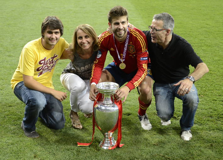 Partido de futbol de la fase final de la “UEFA EURO 2012” - Página 6 1341200073089